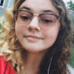 Meet your Posher, Alyson